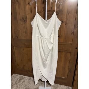 City Chic Sassy Dress V Neck Spaghetti Strap Tulip Hem Off White 2xl 24 NWT